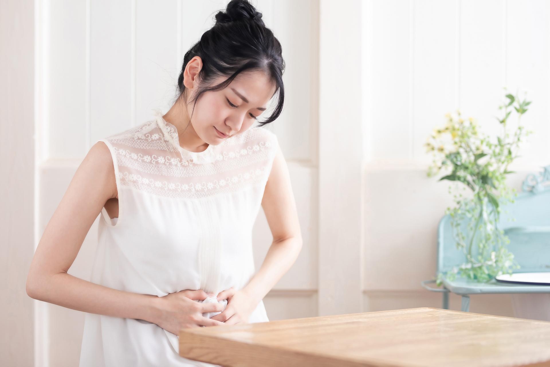 生理痛に効く漢方薬｜鎮痛剤との違いや症状別の選び方を解説