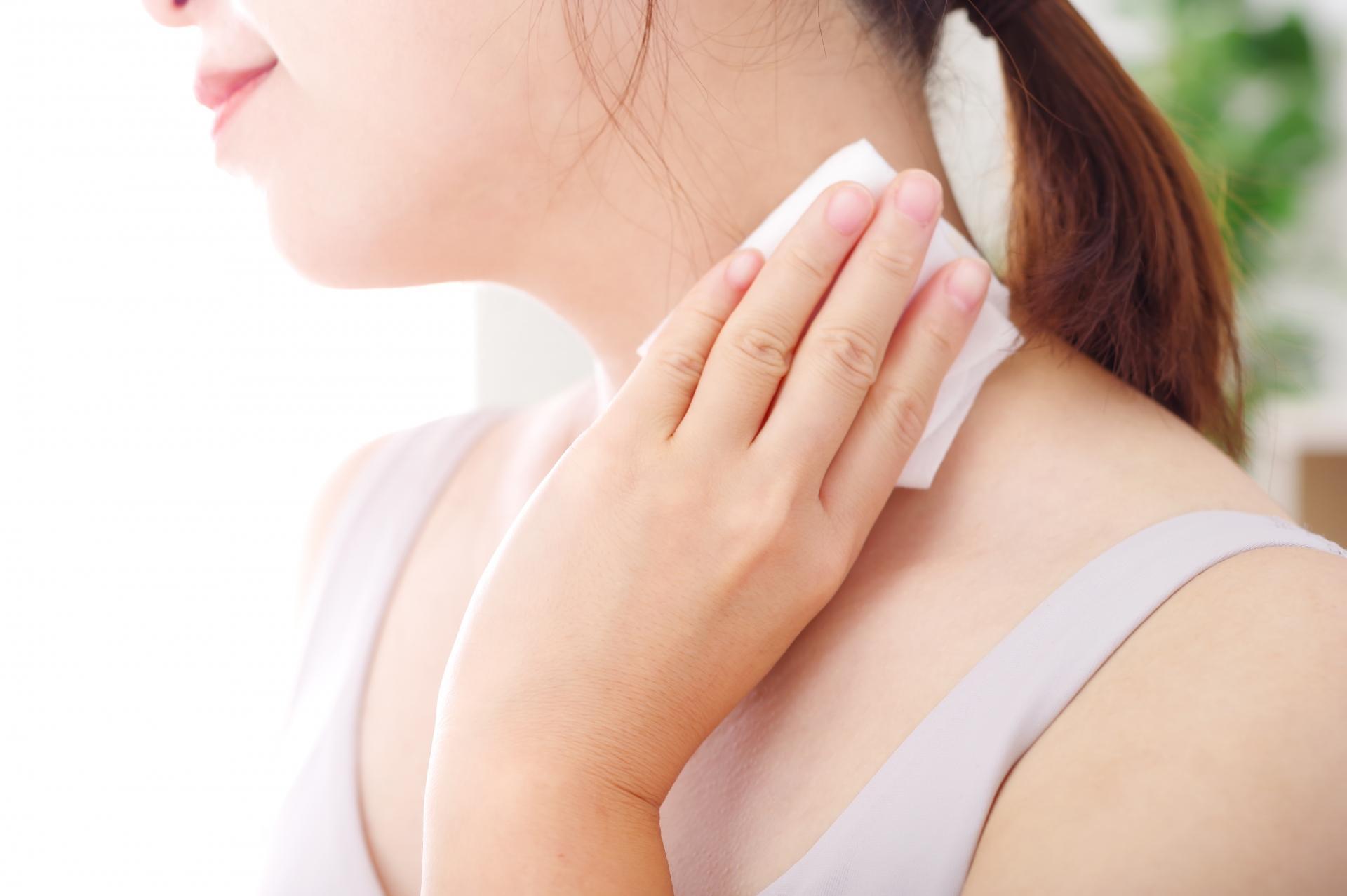 多汗症とは？原因・診断基準・部位別の治療法を解説