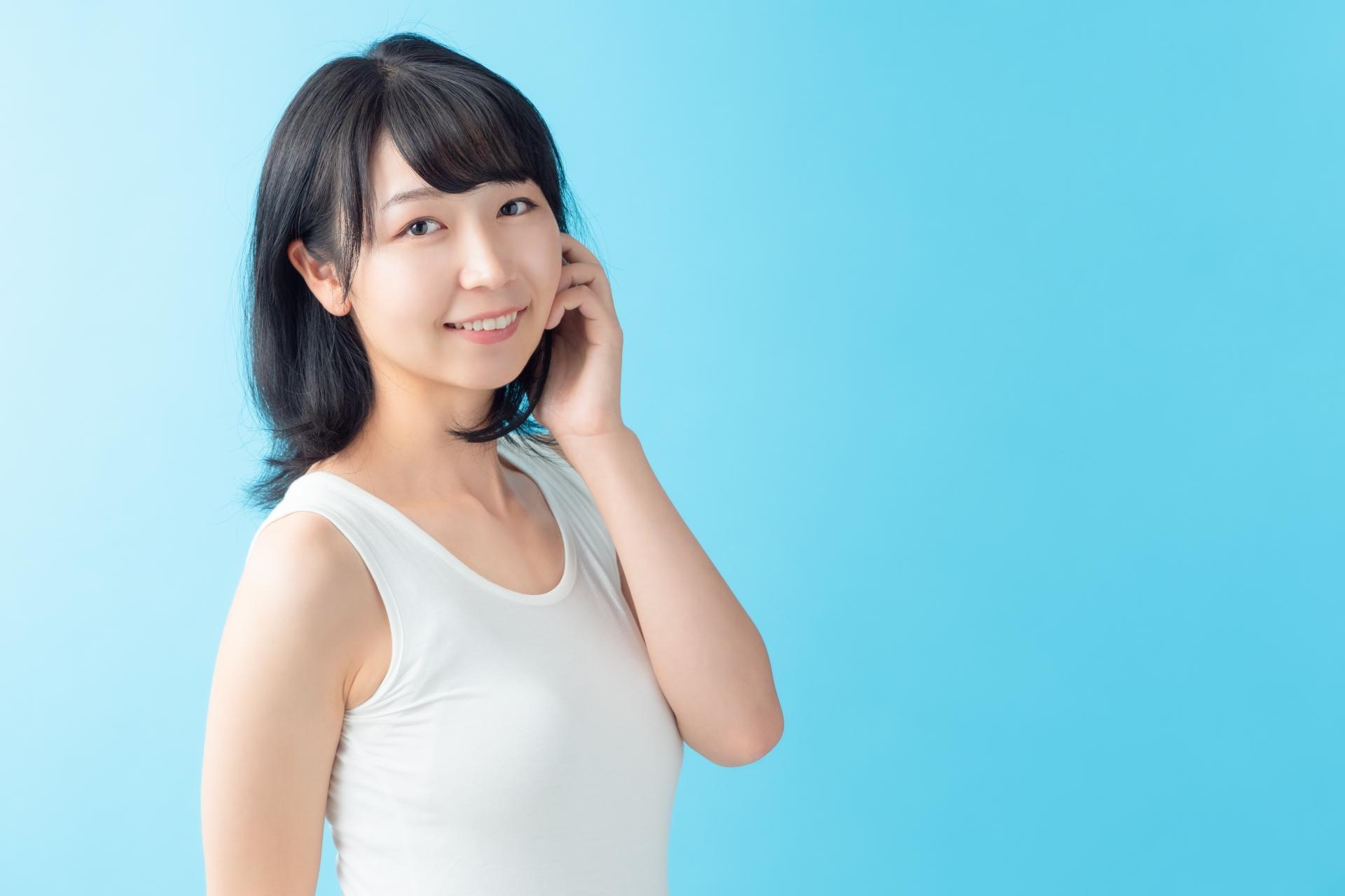 ハイドロキノンの経過と効果が出るまでの期間｜赤みや濃くなる原因についても紹介